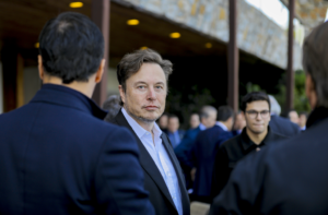 Elon Musk Warns of Risks of AI: Will Surpass Humans Soon